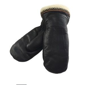 Moccasins Canada Leather and Sheepskin Mitts